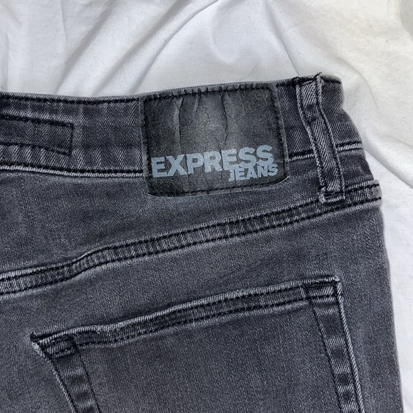 Gently used men’s EXPRESS gray distressed super skinny fit stretch denim 30 x 32 - Picture 10 of 10